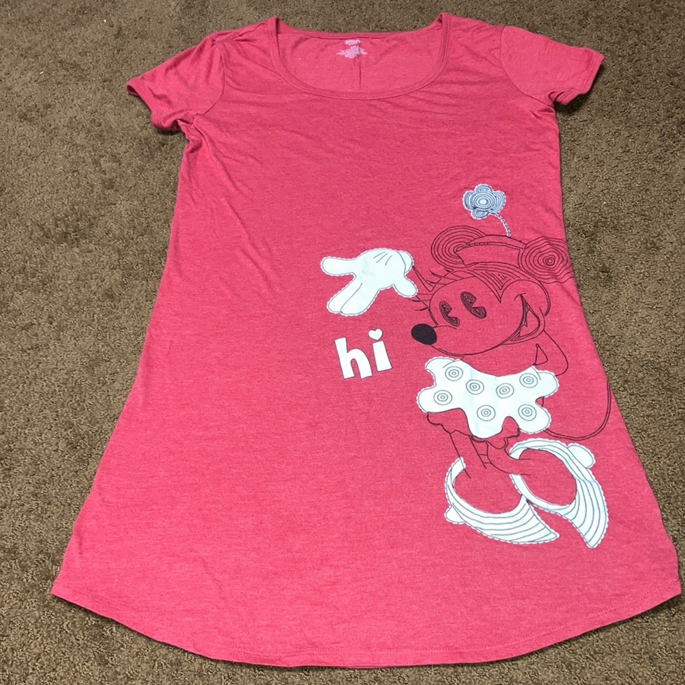Minnie S/M nightgown EUC from Disney Store red & white